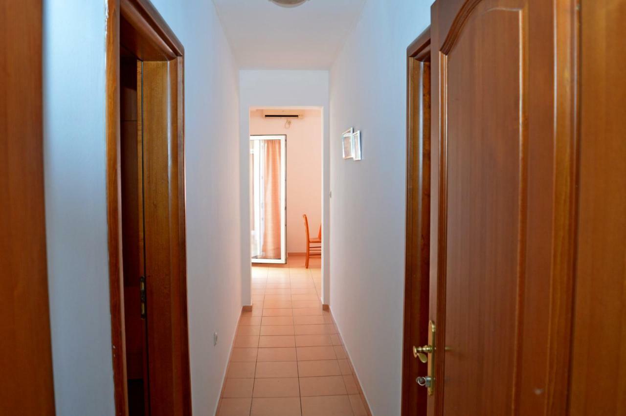 Apartments Macak Novaglia Esterno foto