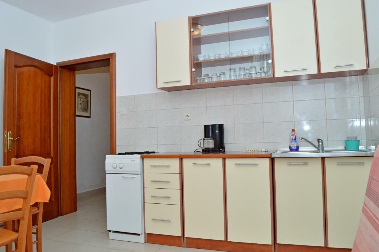 Apartments Macak Novaglia Esterno foto